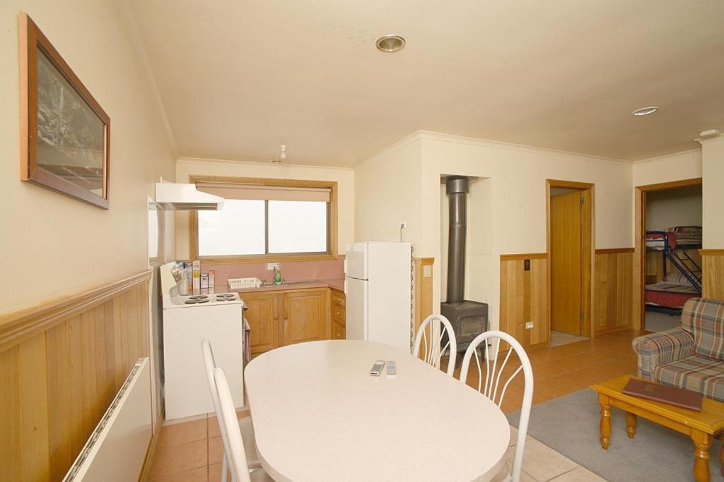 Apollo Bay Backpackers Lodge Pokoj fotografie